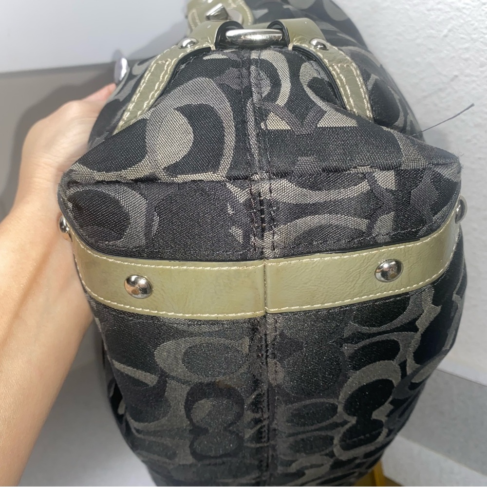 Coach Carly Large Multi Silver/Black Hobo Bag GUC - Picture 7 of 16